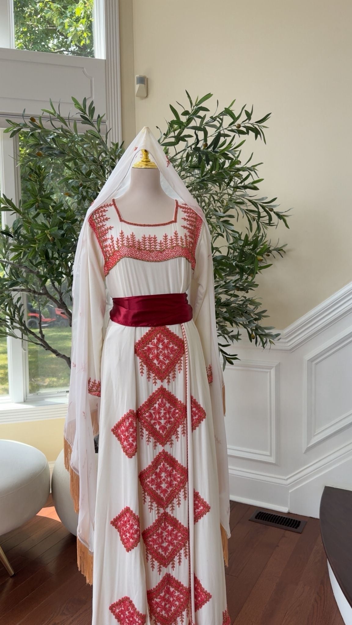 White Tatreez Red Thobe