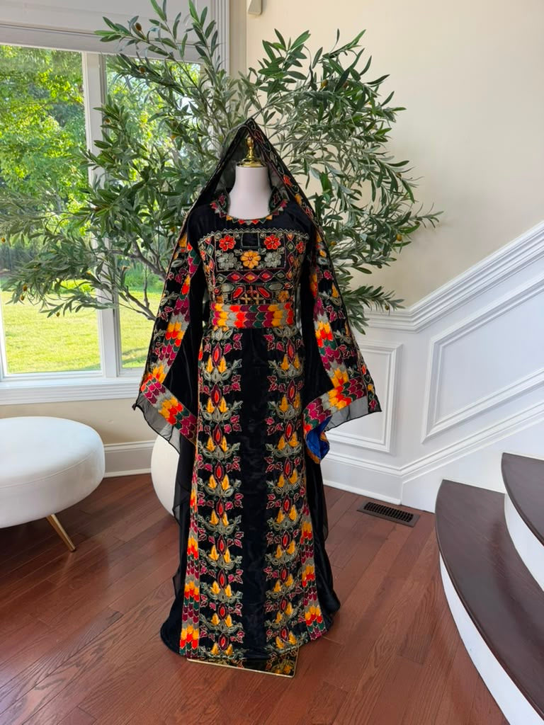 Black Beaded Stone Elegance Thobe