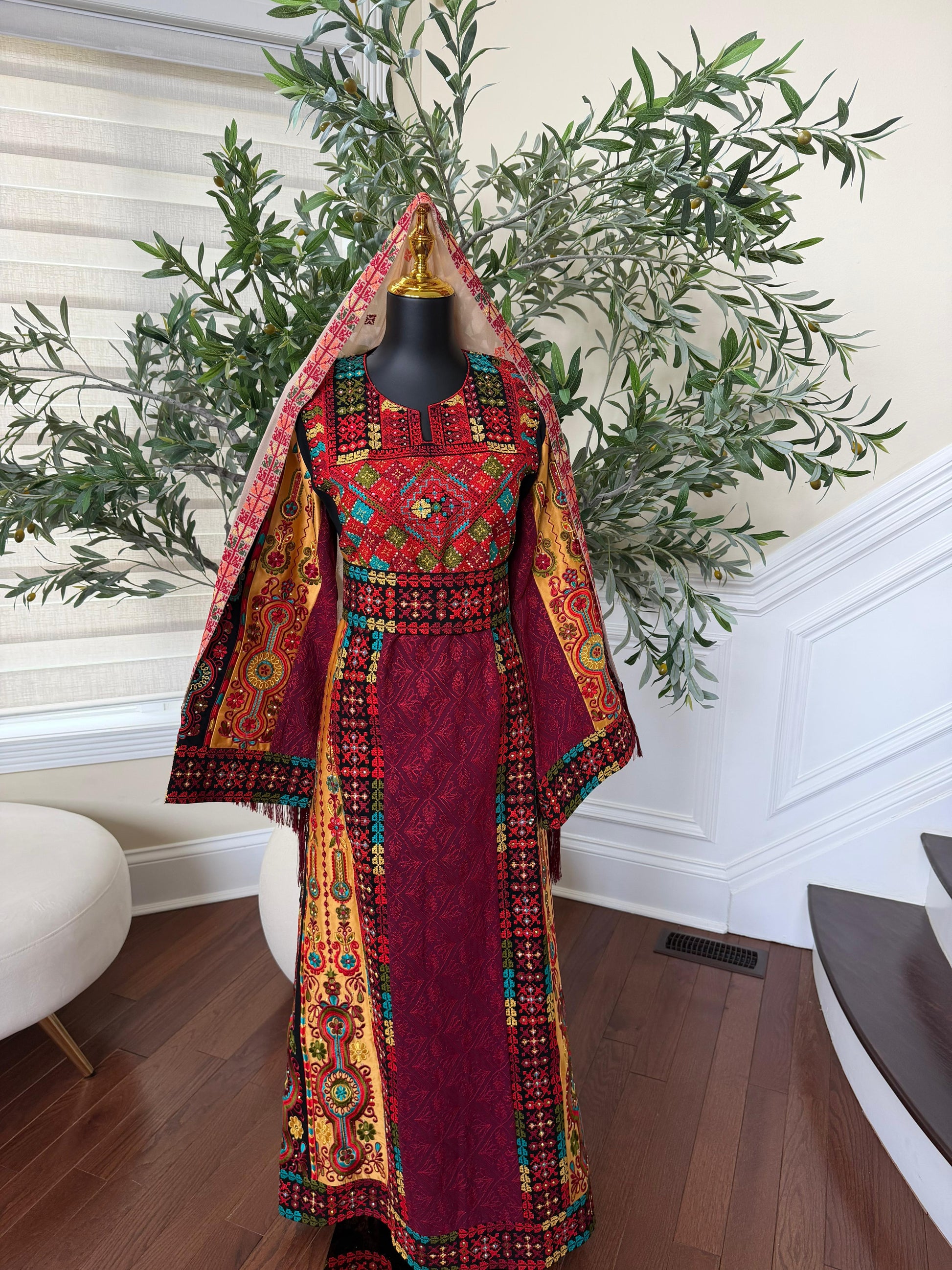 Embroidery Tatreez Red Traditional Thobe