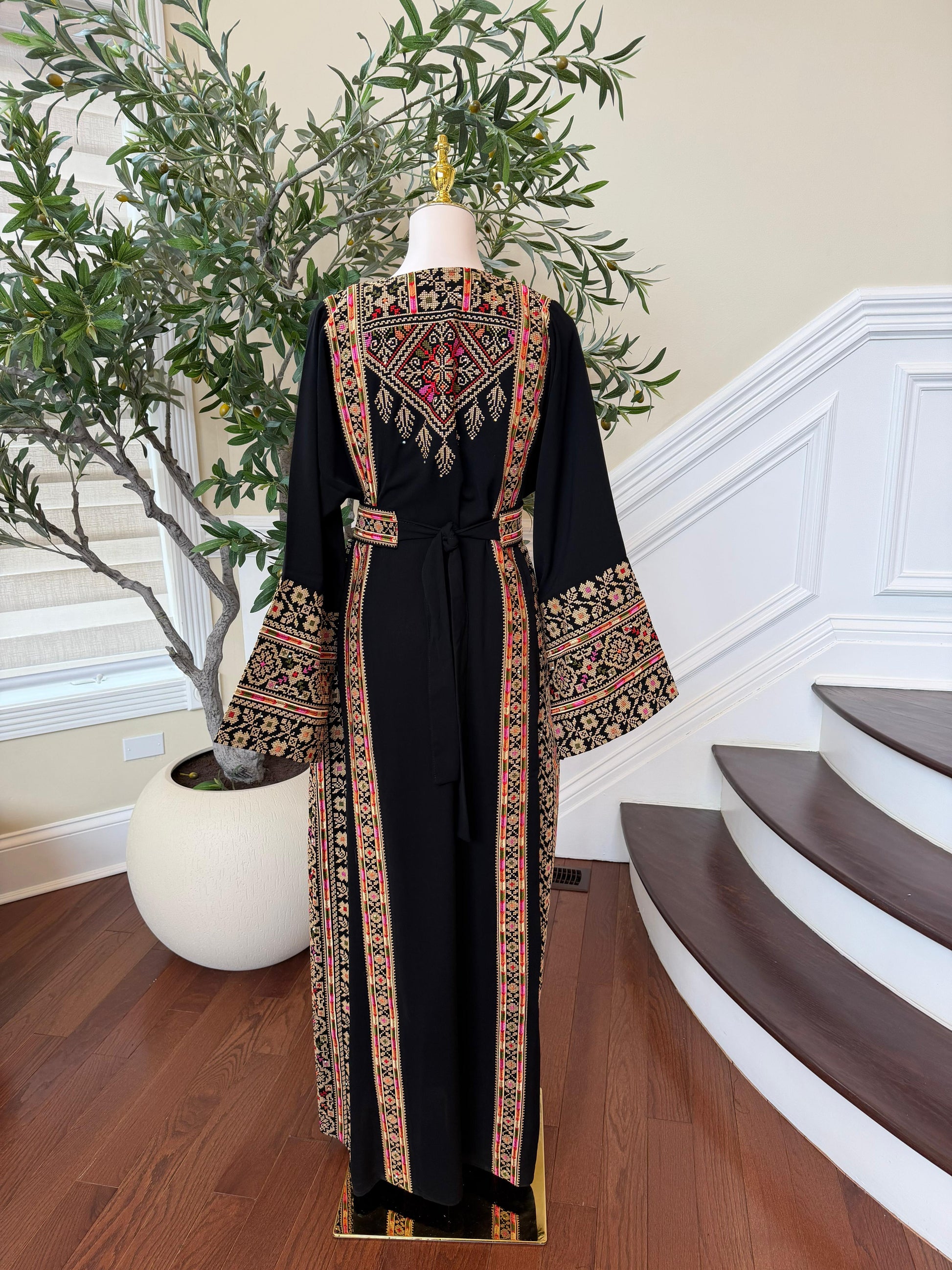 Black Embroidery Tatreez Beige Thobe