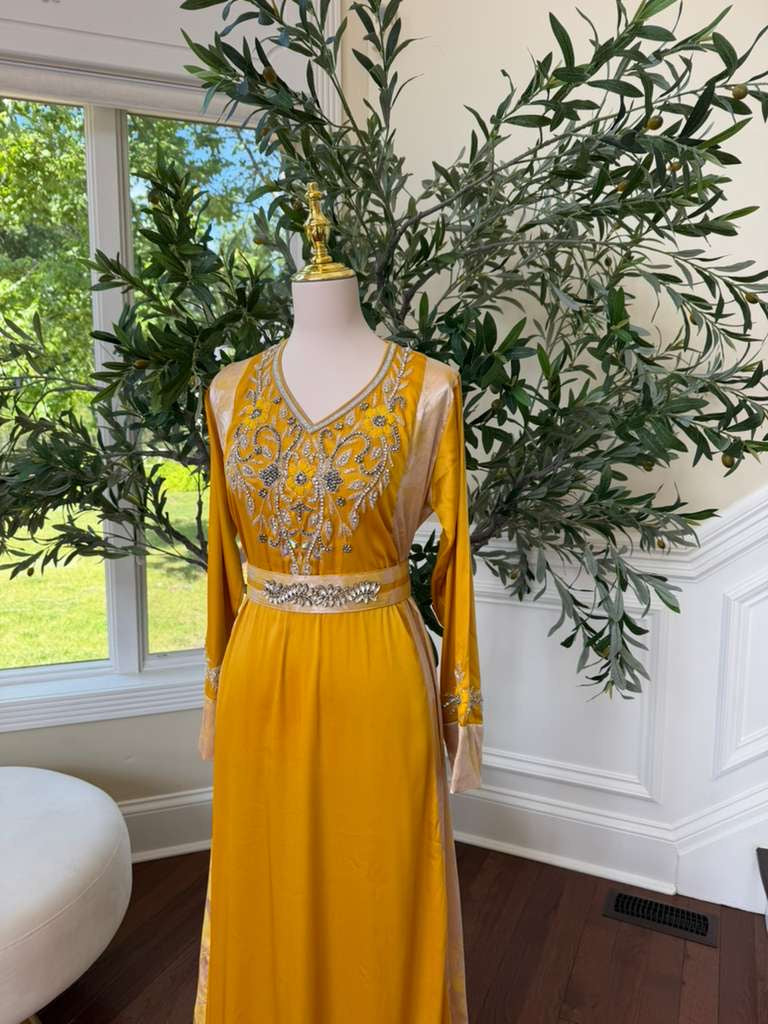 Yellow Beaded Embroidery Elegance Kuftan