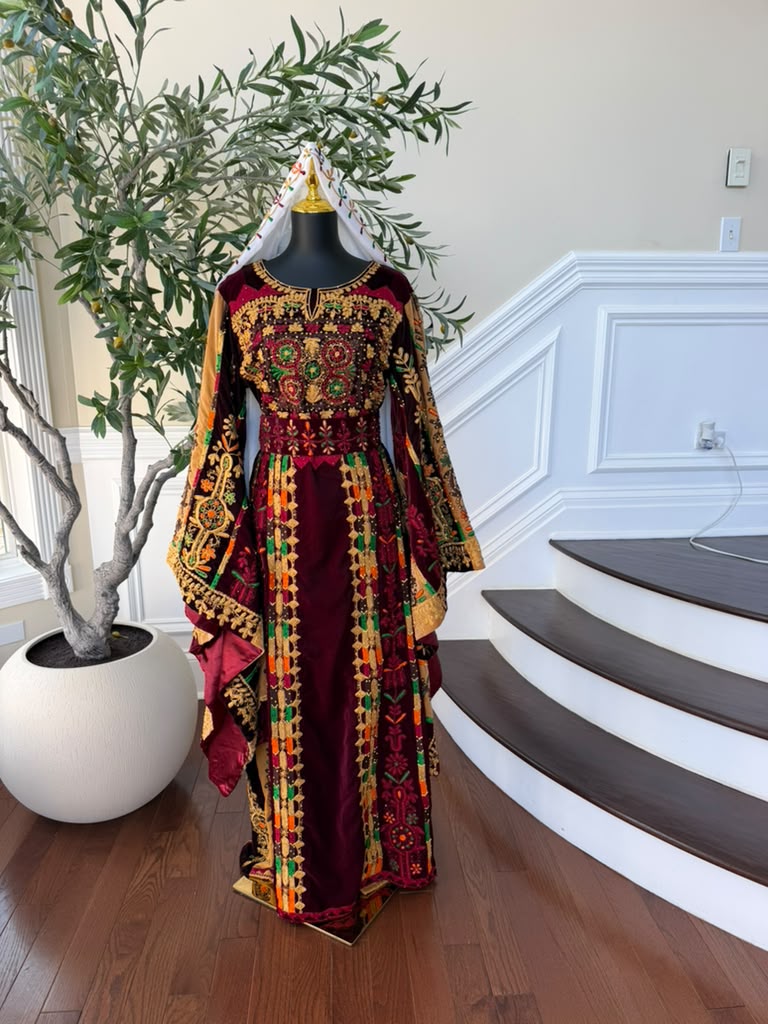 Burgundy Velvet Embroidery Tatreez Thobe