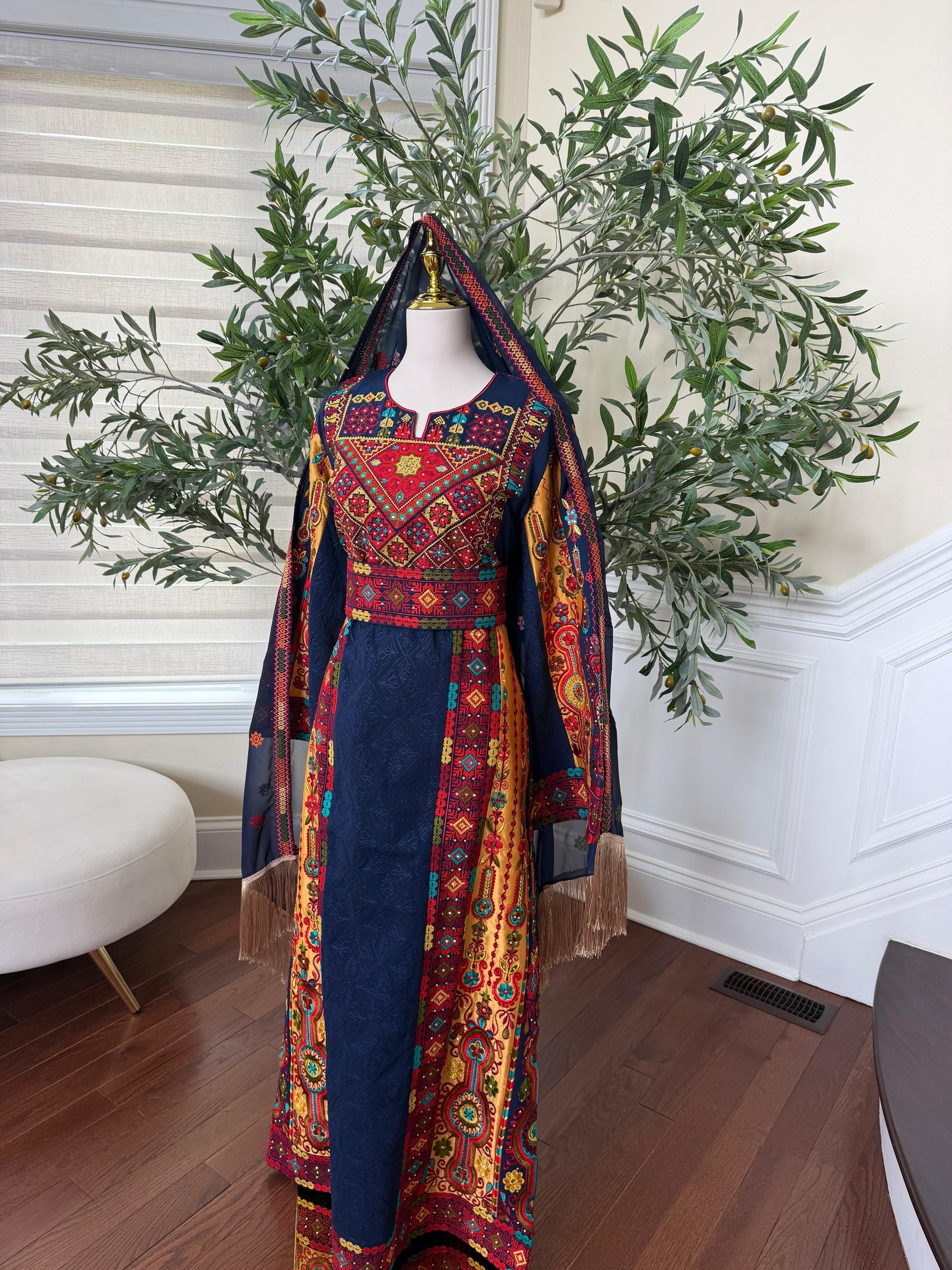 Navy Blue Embroidery Tatreez Thobe