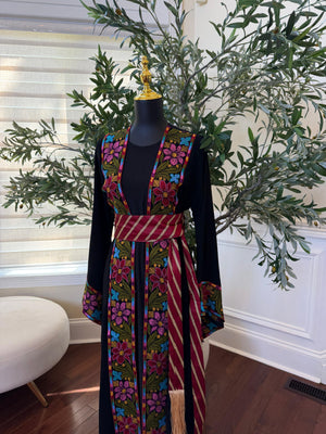 Black Embroidery Tatreez Floral Thobe