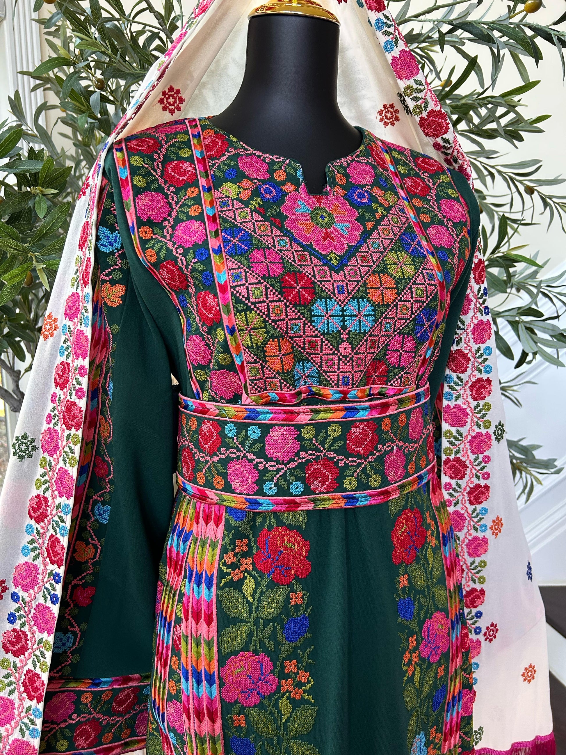 Green Floral Embroidered Tatreez Thobe