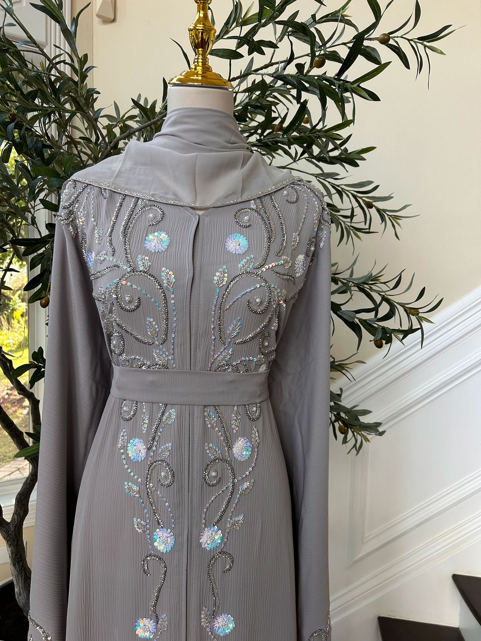 Grey Floral Detail Abaya