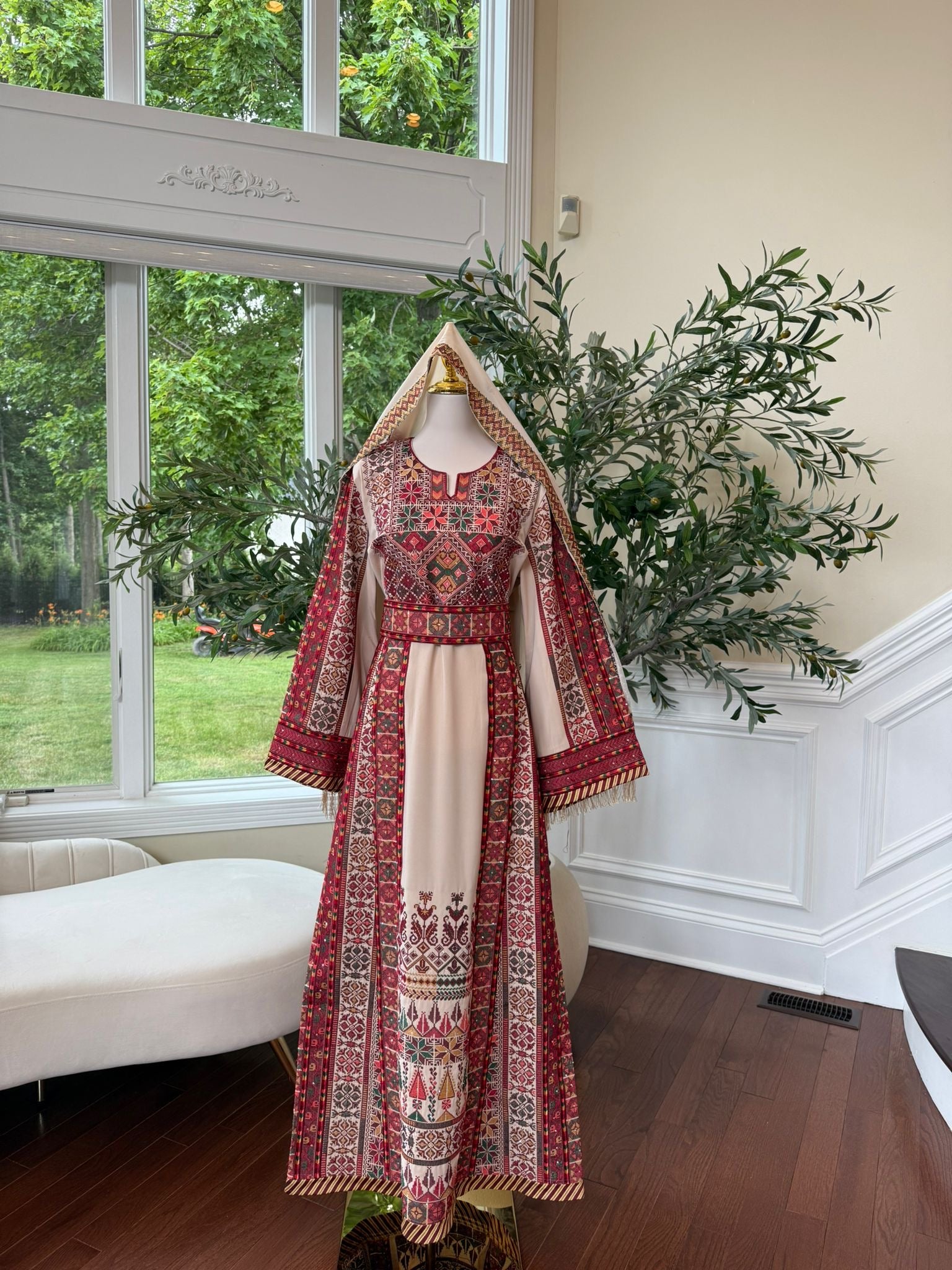 Ivory Grace | Thobe Tatreez with Heritage Red Detailing