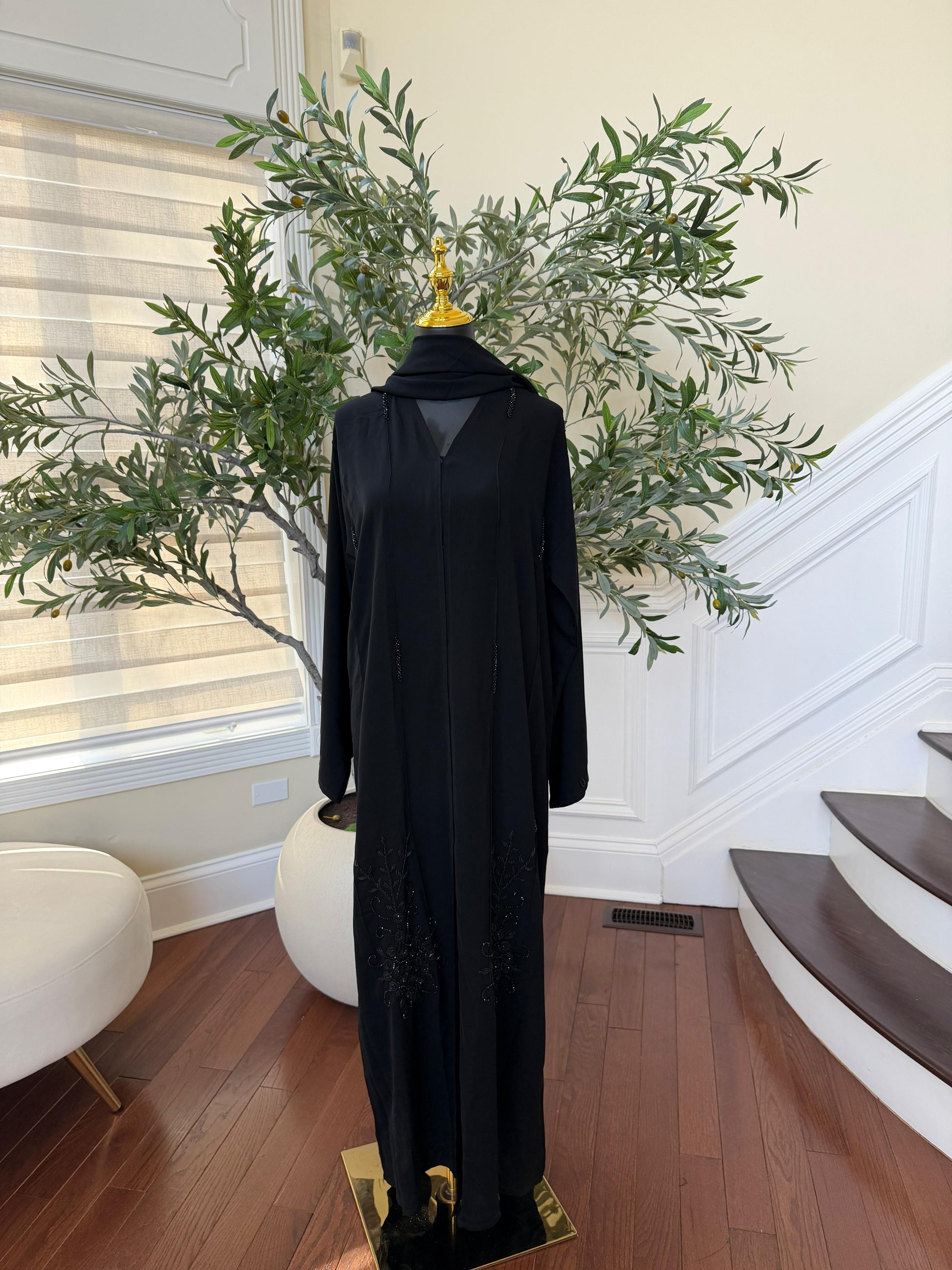 Ramadan Glow: Black Abaya