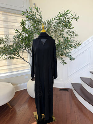 Ramadan Glow: Black Abaya