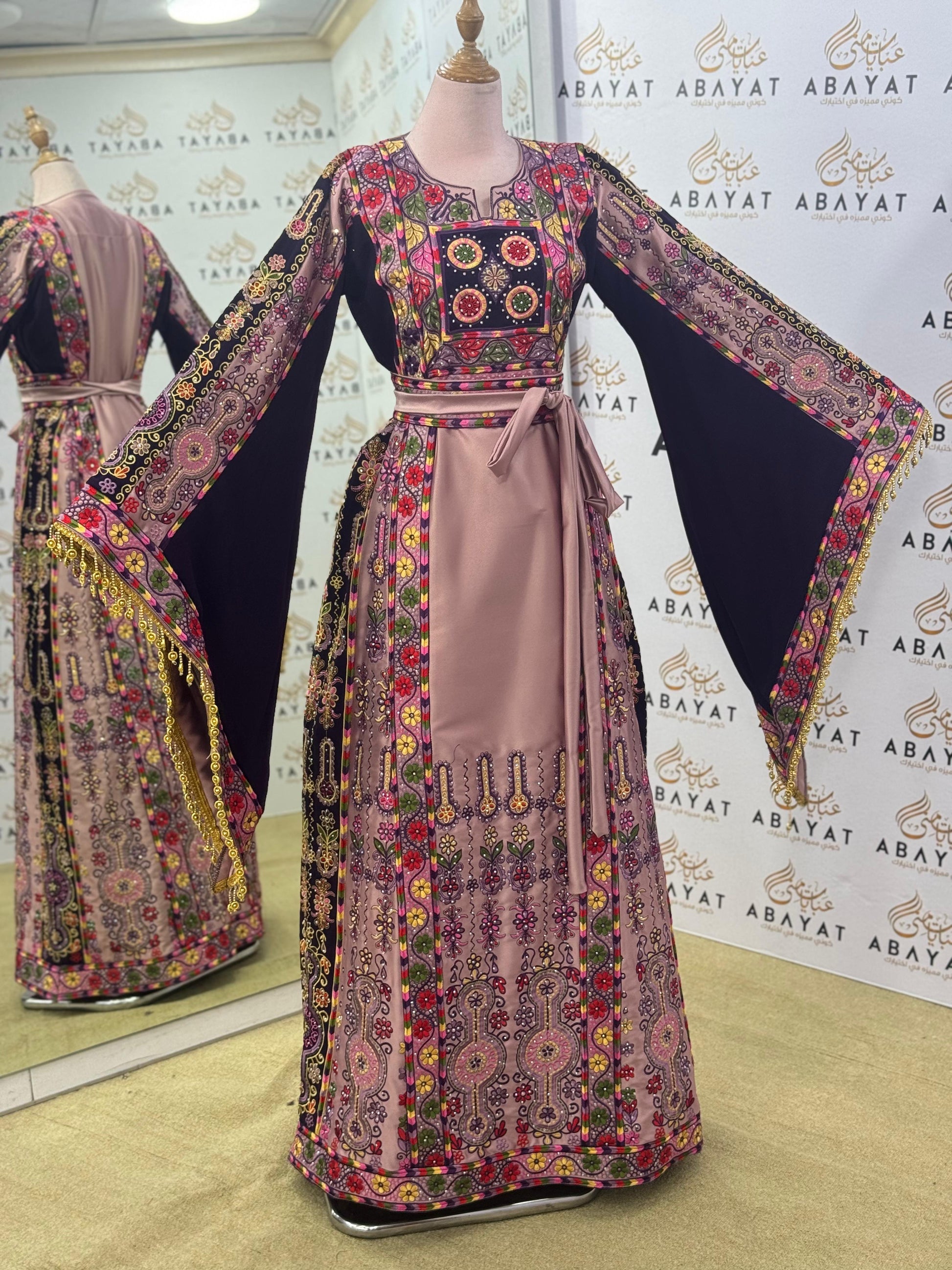 Heritage Bloom Palestinian Thobe – Pink Rose Edition