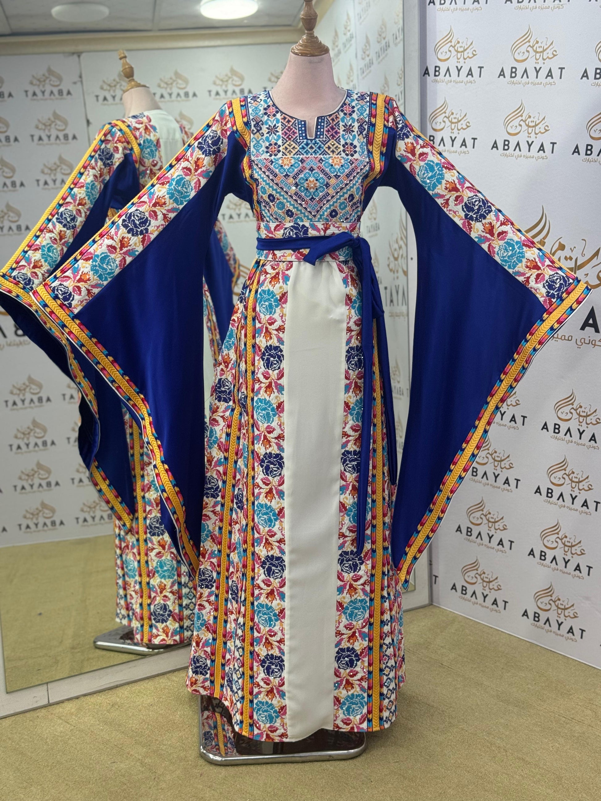Sapphire Garden Palestinian Thobe – Royal Blue & White