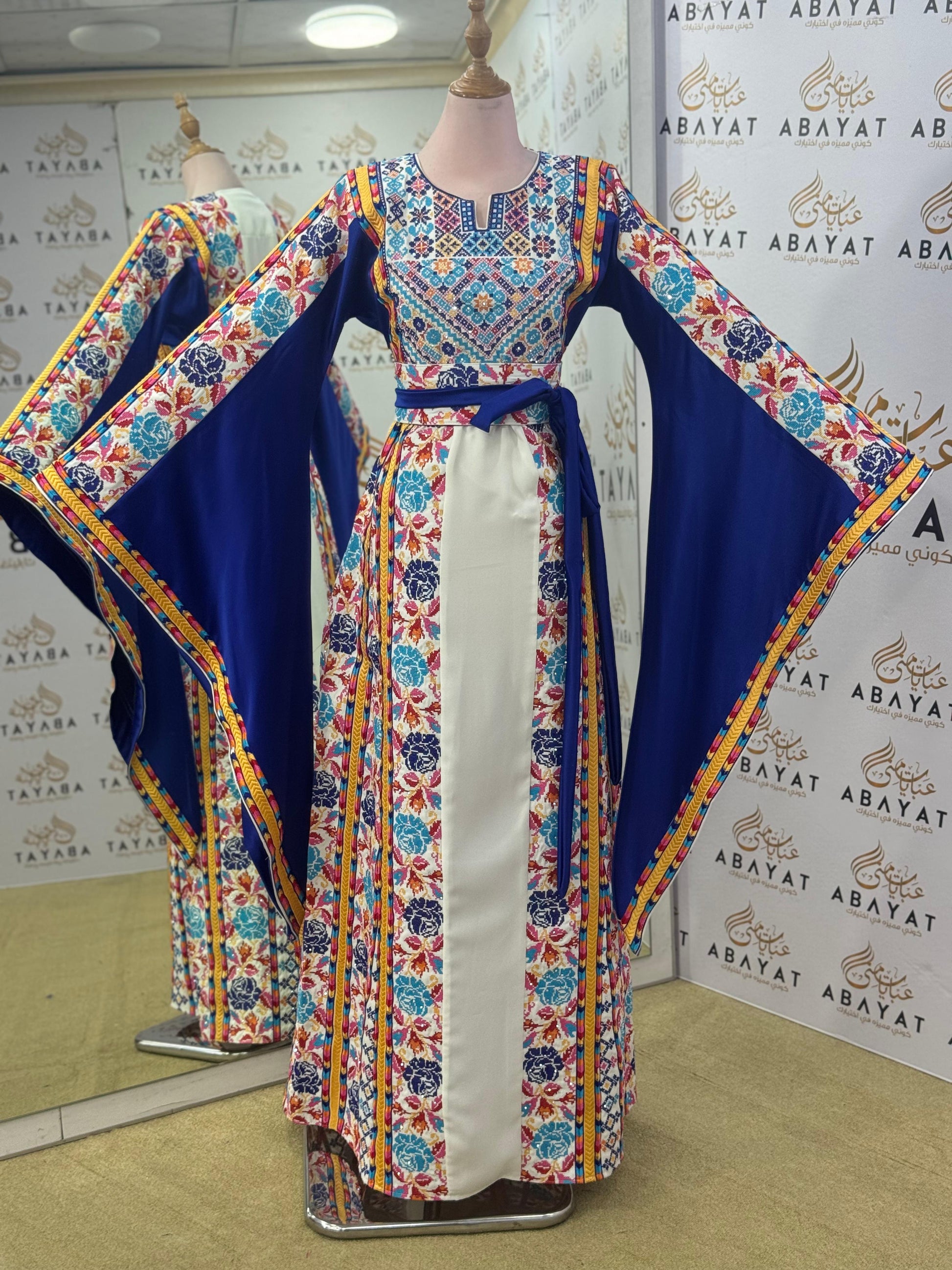 Sapphire Garden Palestinian Thobe – Royal Blue & White