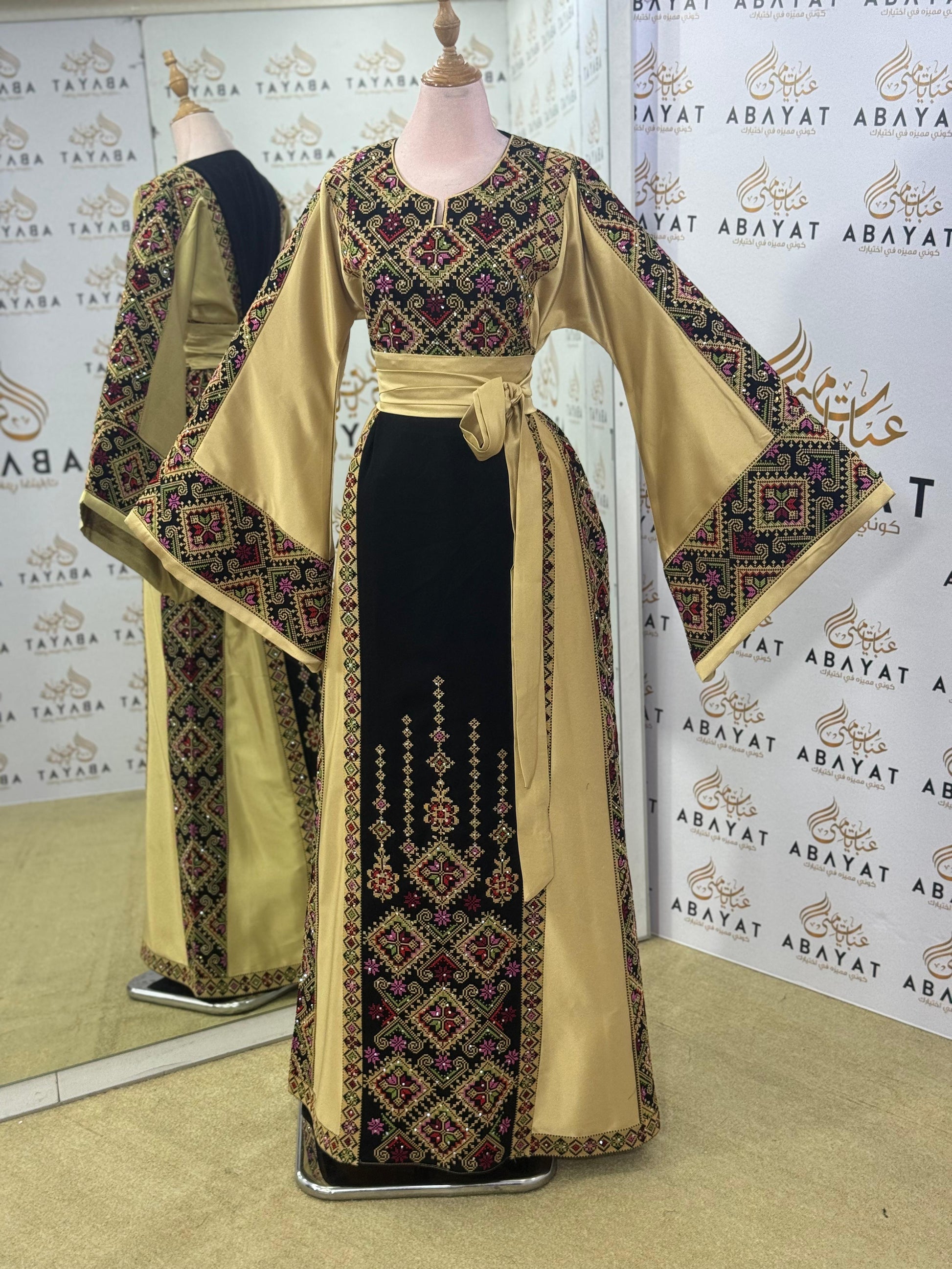 Golden Heritage Palestinian Thobe – Gold & Black