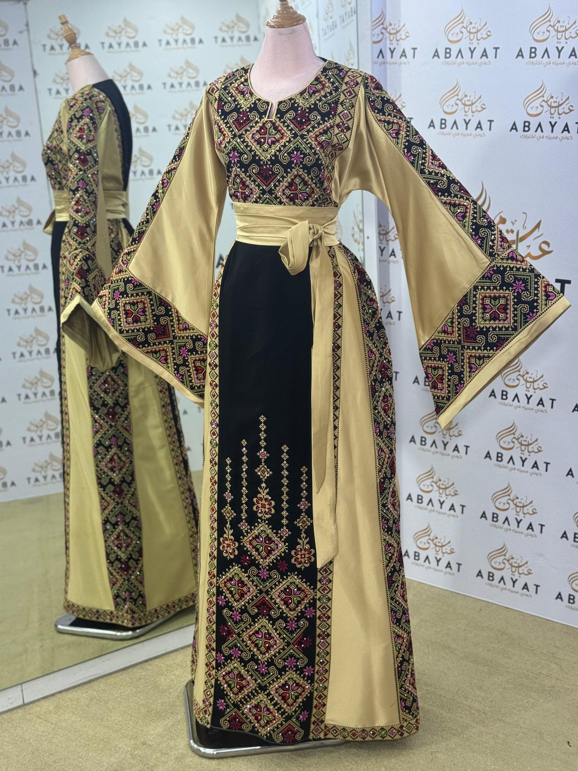 Golden Heritage Palestinian Thobe – Gold & Black