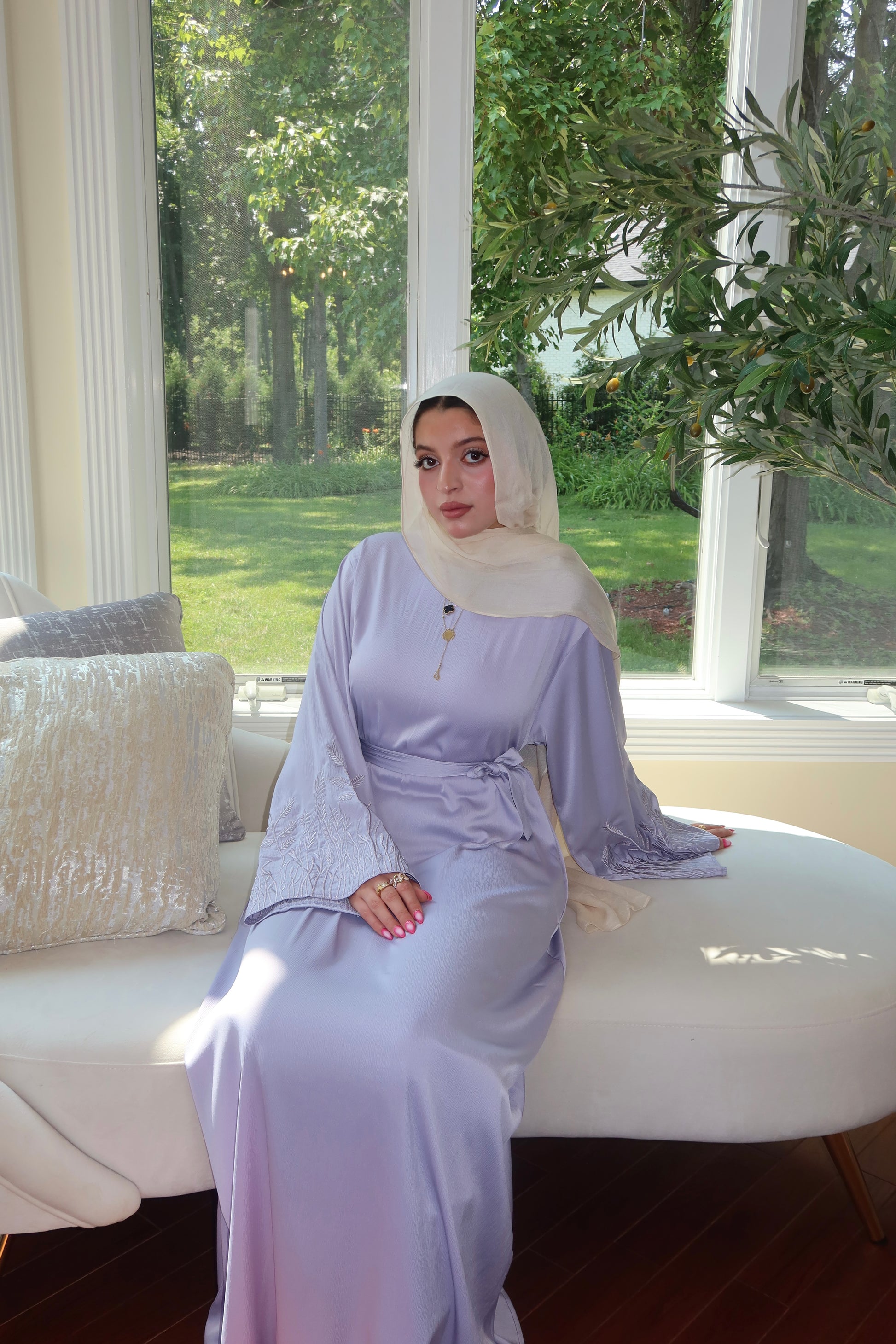 Purple Floral Sleeve Essence Abaya
