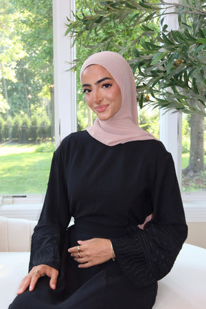 Black Kuffieya Sleeve Abaya