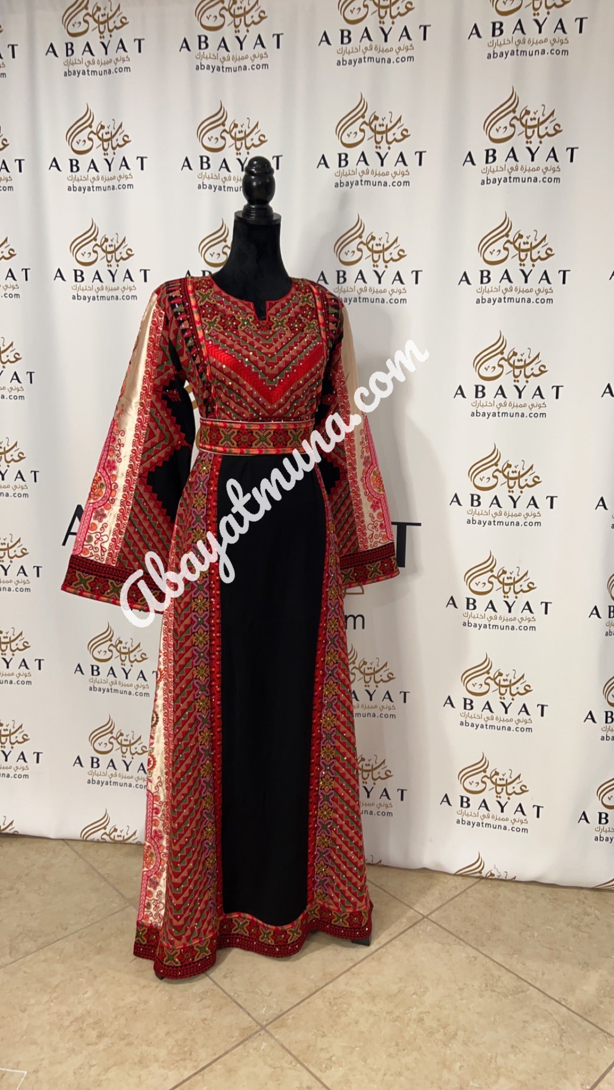 Red & Black Traditional Thoub Embroidery With Wide Sleeve -35