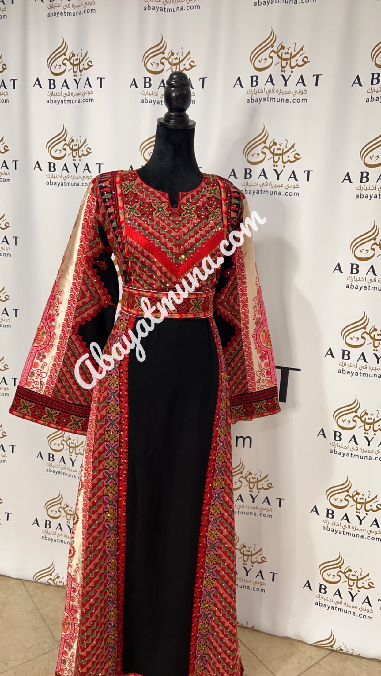 Red & Black Traditional Thoub Embroidery With Wide Sleeve -35