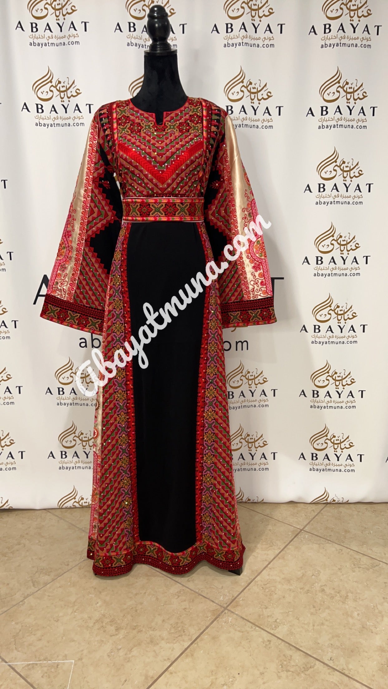 Red & Black Traditional Thoub Embroidery With Wide Sleeve -35