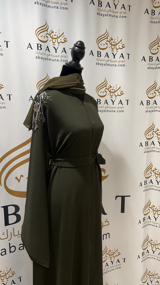 Beautiful green abaya 8097339