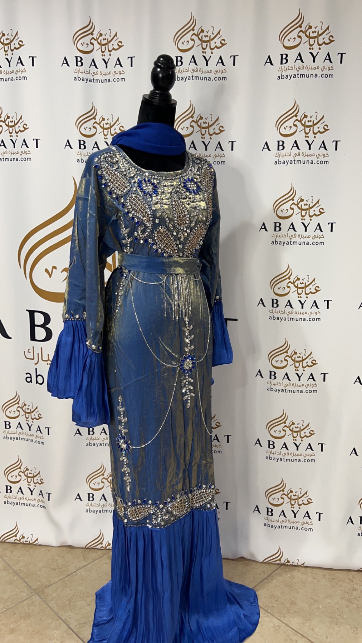 Blue Abaya beautiful 9198402