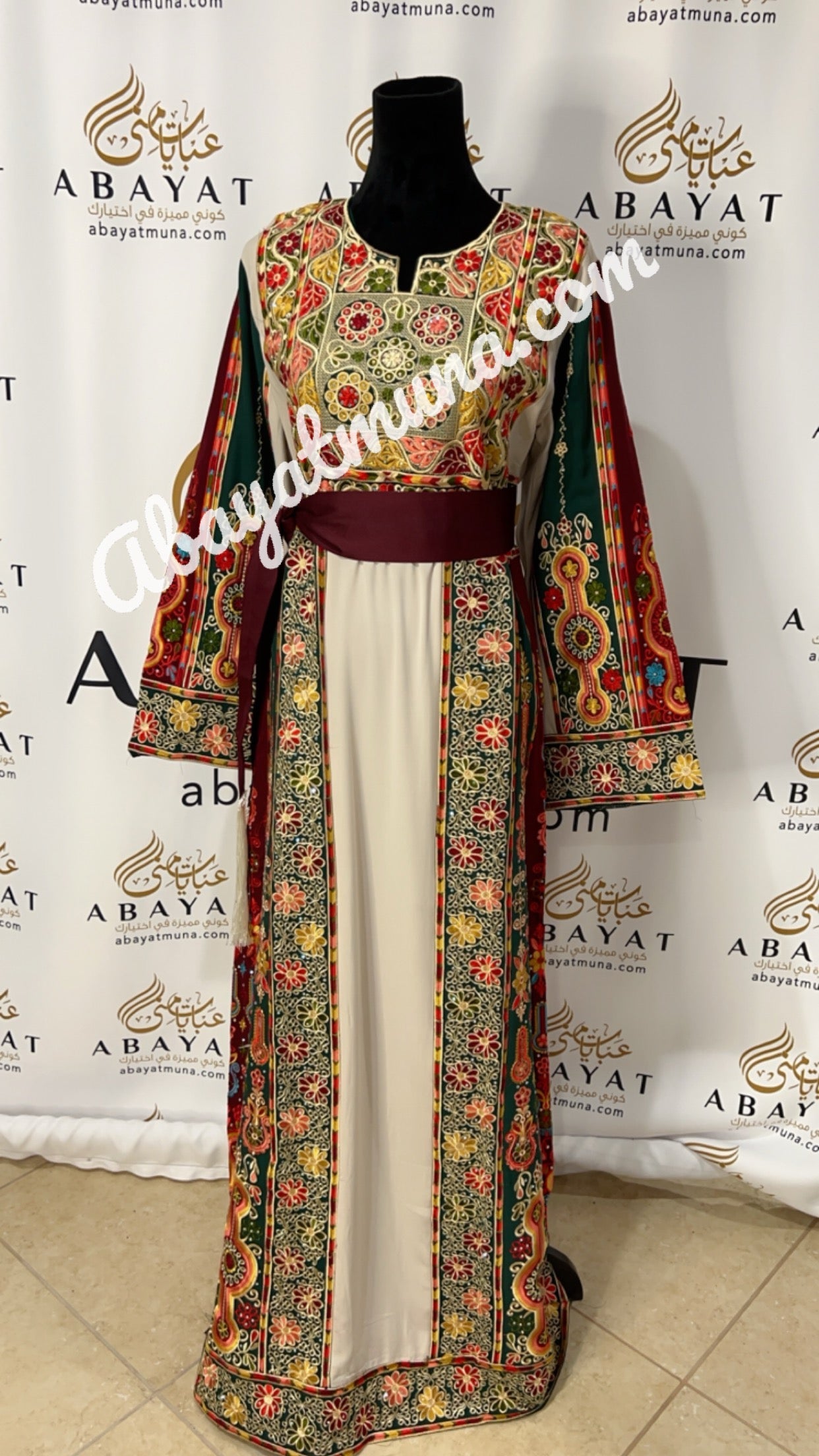 Gorgeous Palstainen Embroidery Long Thoub  With Belt  9198801