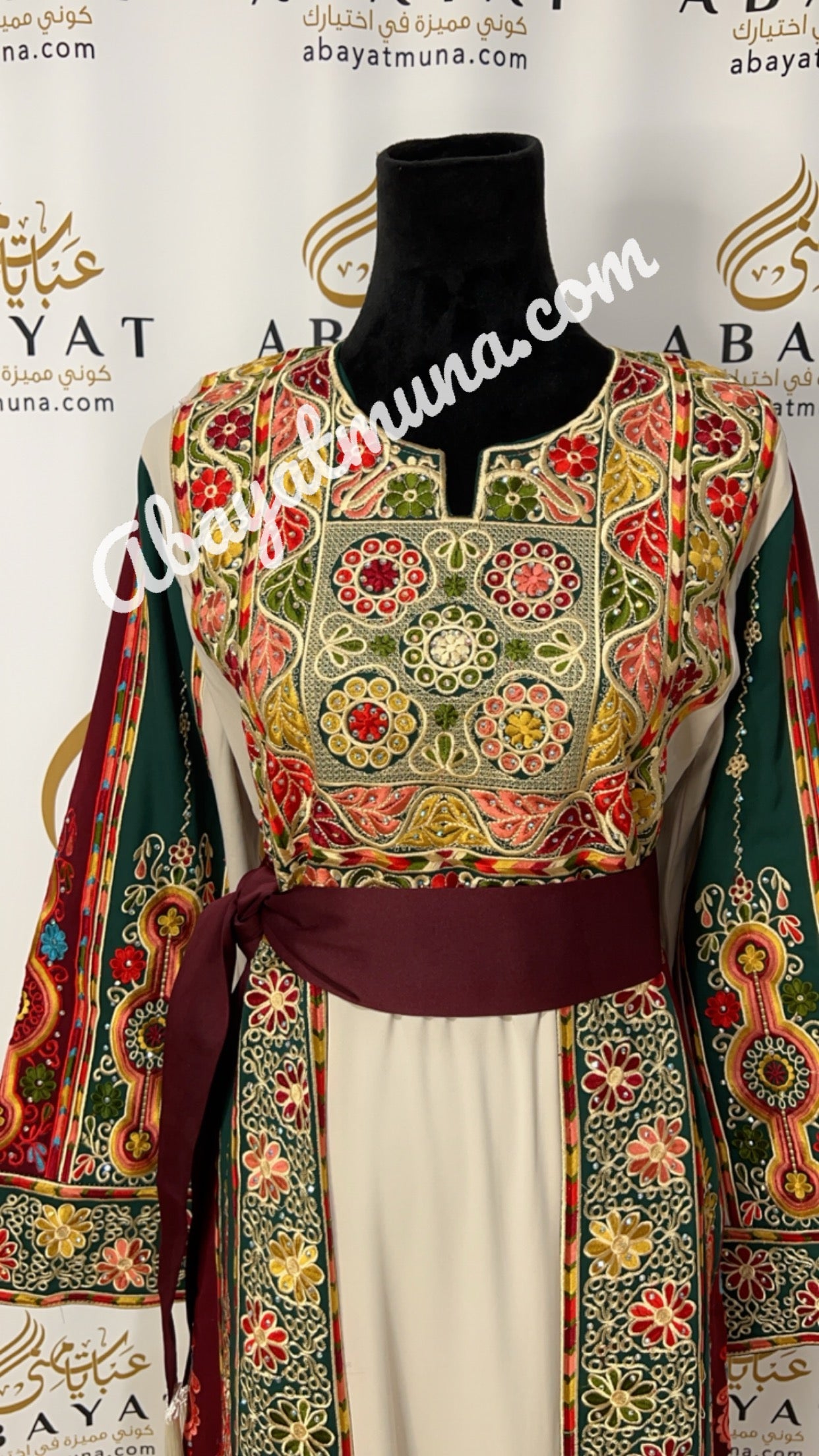 Gorgeous Palstainen Embroidery Long Thoub  With Belt  9198801