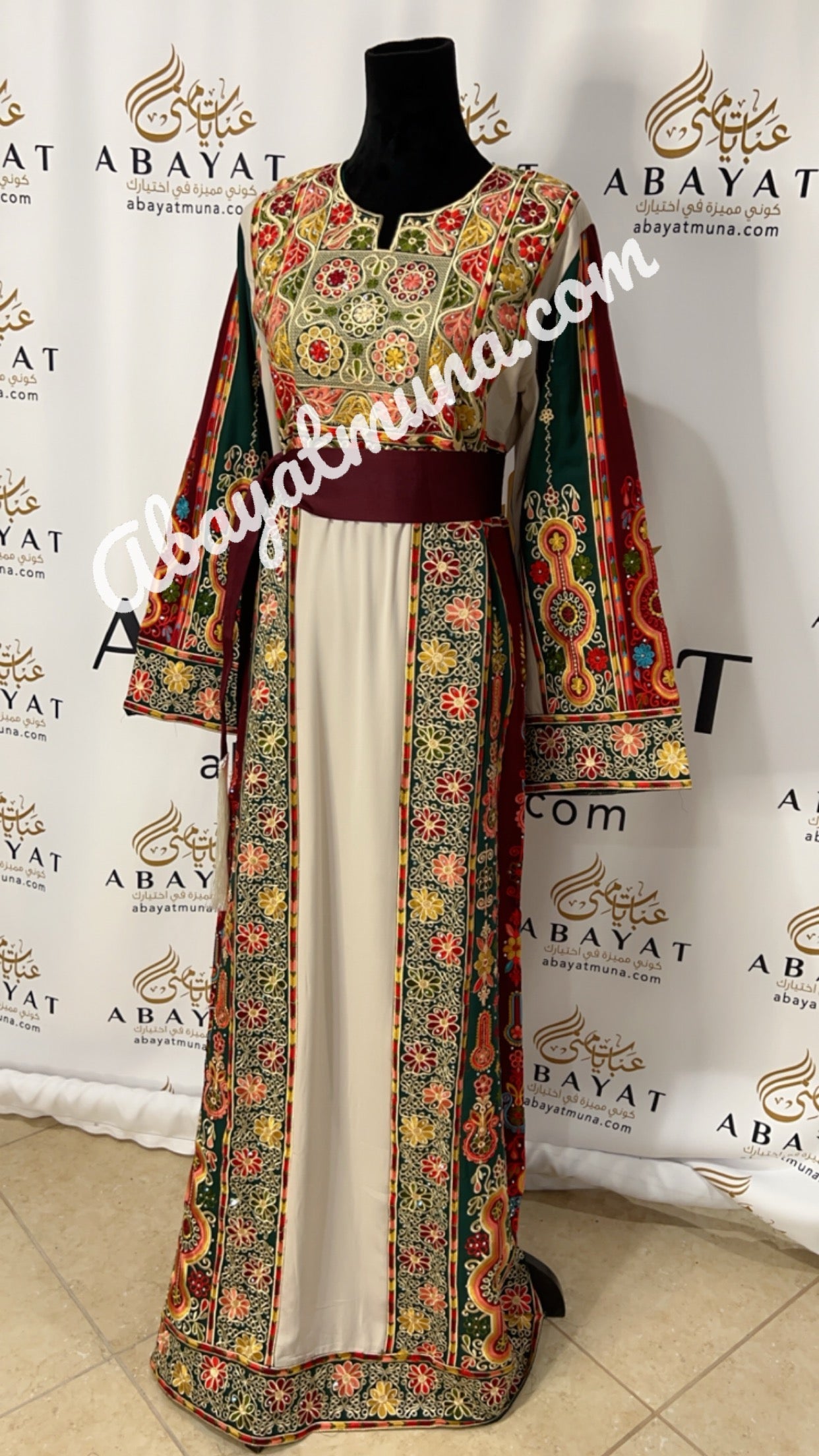 Gorgeous Palstainen Embroidery Long Thoub  With Belt  9198801