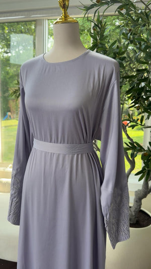 Grey Floral Sleeve Essence Abaya