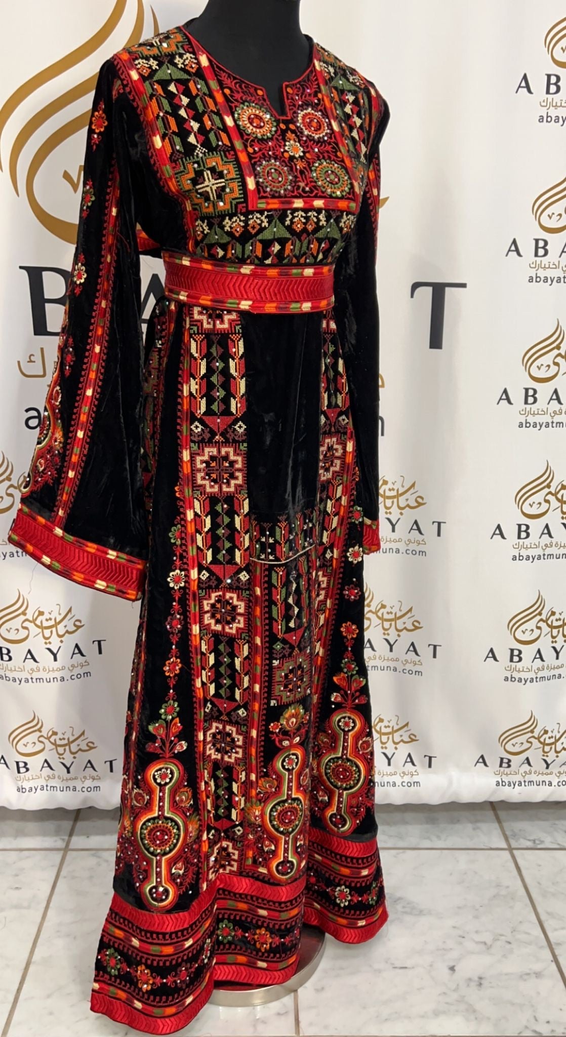 Gorgeous Palestinian Thobe #844798